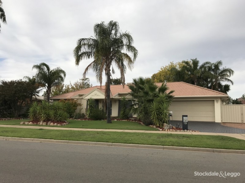 19 Gordon Drive, Kialla VIC 3631