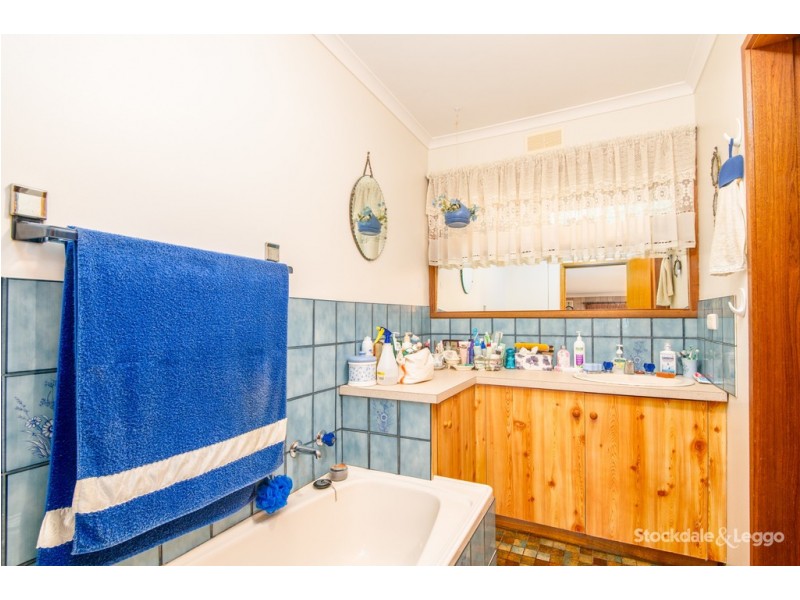 2 Dampier Avenue, Shepparton VIC 3630