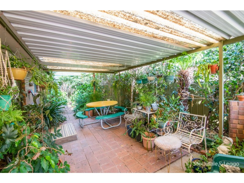 2 Dampier Avenue, Shepparton VIC 3630