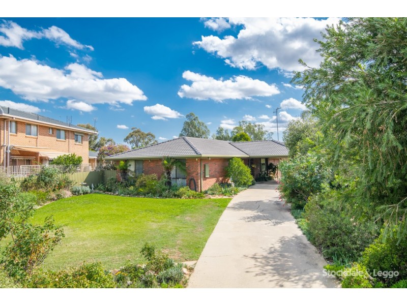 2 Dampier Avenue, Shepparton VIC 3630