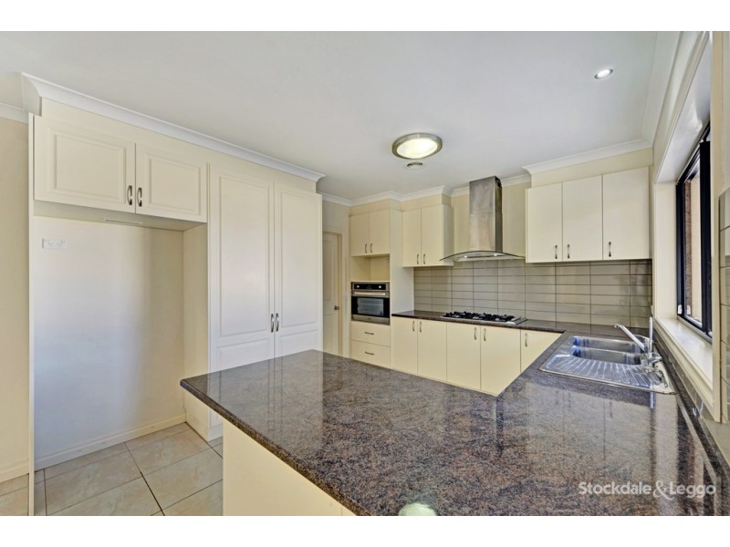 74 Hawkins Street, Shepparton VIC 3630