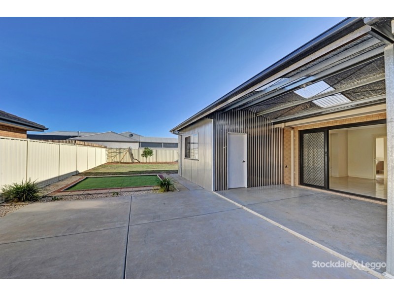 74 Hawkins Street, Shepparton VIC 3630