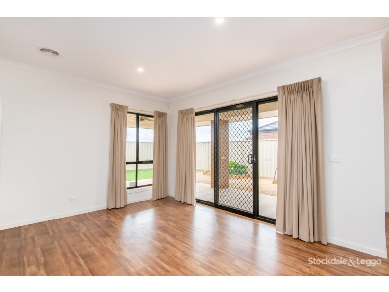 16 Fletcher Avenue, Mooroopna VIC 3629