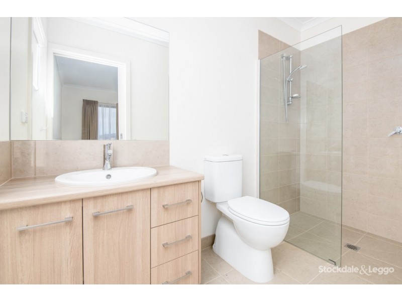 16 Fletcher Avenue, Mooroopna VIC 3629