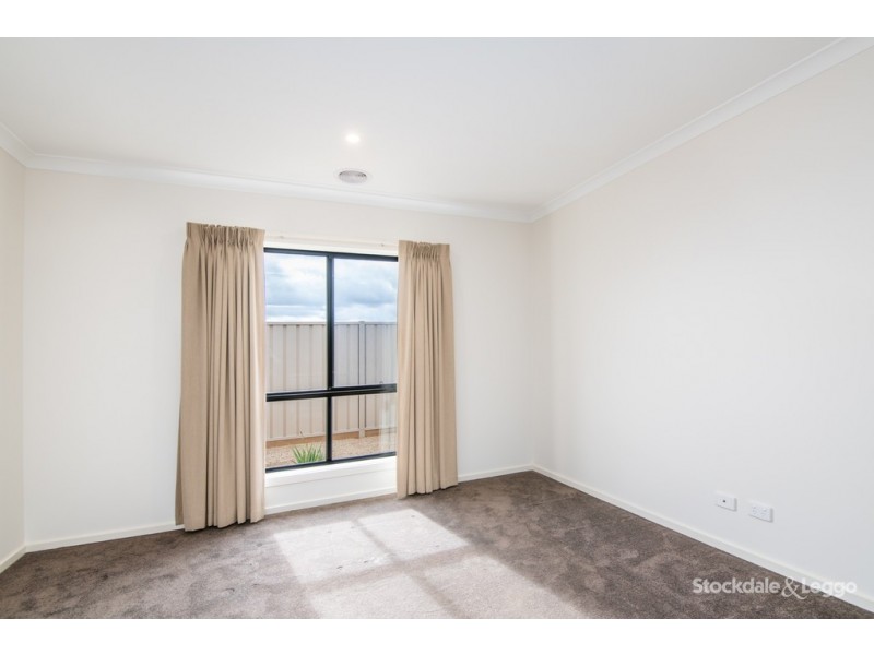 16 Fletcher Avenue, Mooroopna VIC 3629