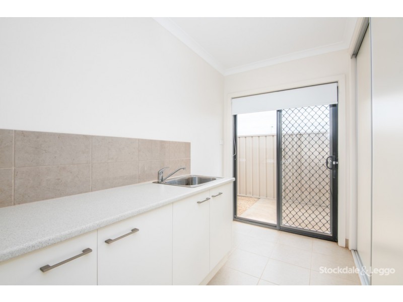 16 Fletcher Avenue, Mooroopna VIC 3629