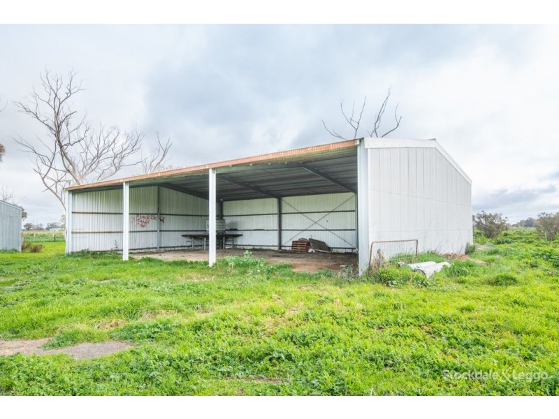 835 New Dookie Road, Pine Lodge VIC 3631