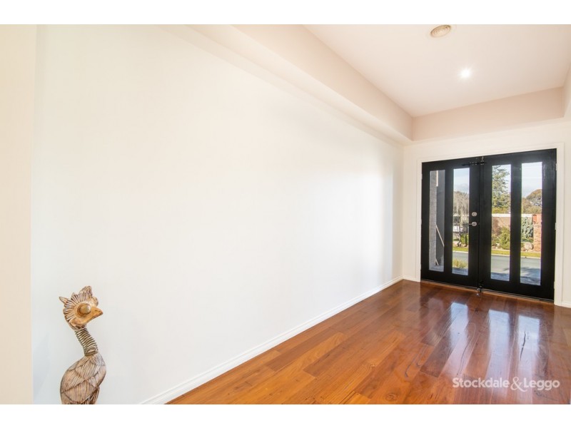 38 Vickers Street, Kialla VIC 3631