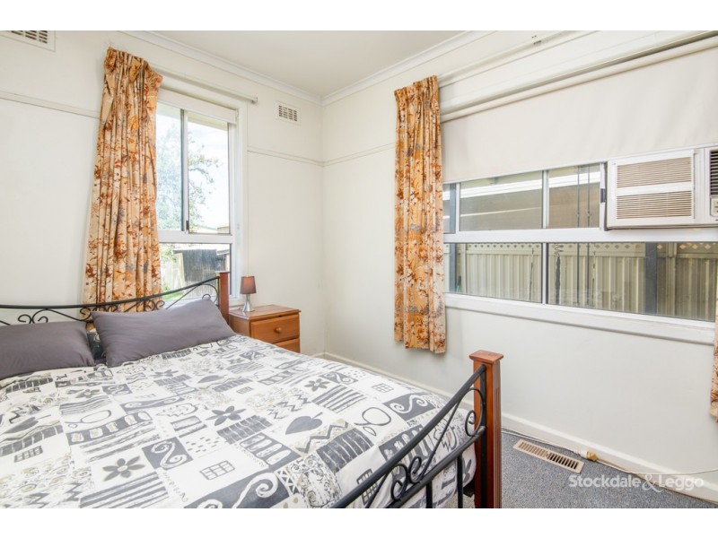 64 Halpin  Crescent, Shepparton VIC 3630