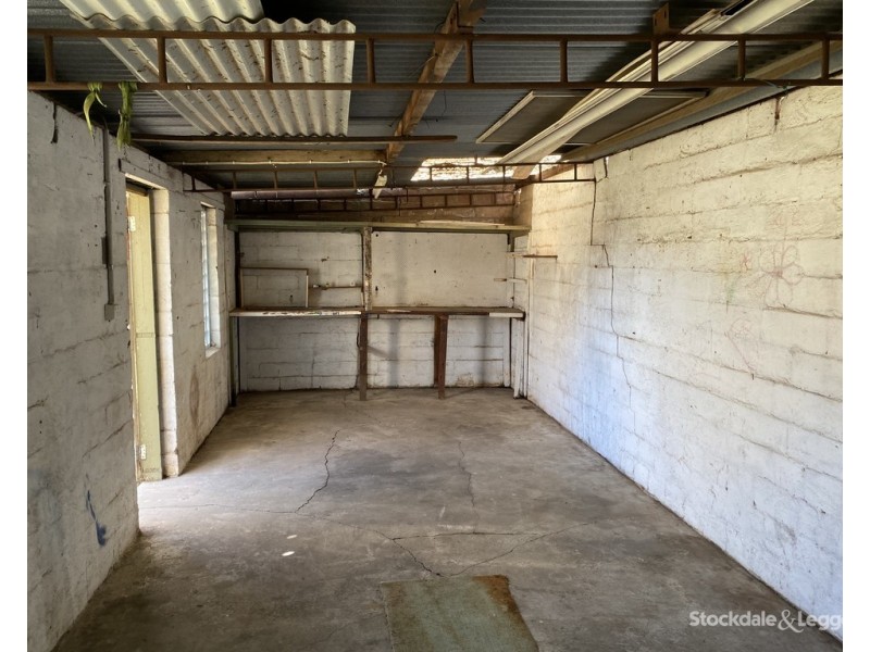 14 Phillips Street, Shepparton VIC 3630
