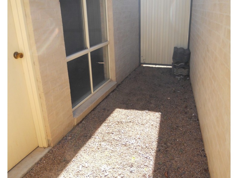 2/2-4 Ross Alan Drive, Shepparton VIC 3630