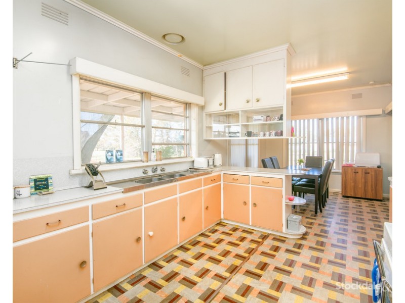 35 Shepparton Street, Dookie VIC 3646