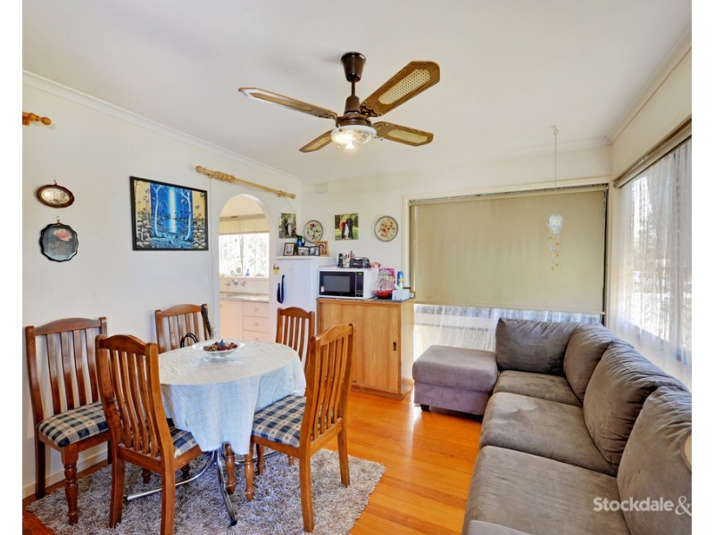 4 Carlos Court, Shepparton VIC 3630