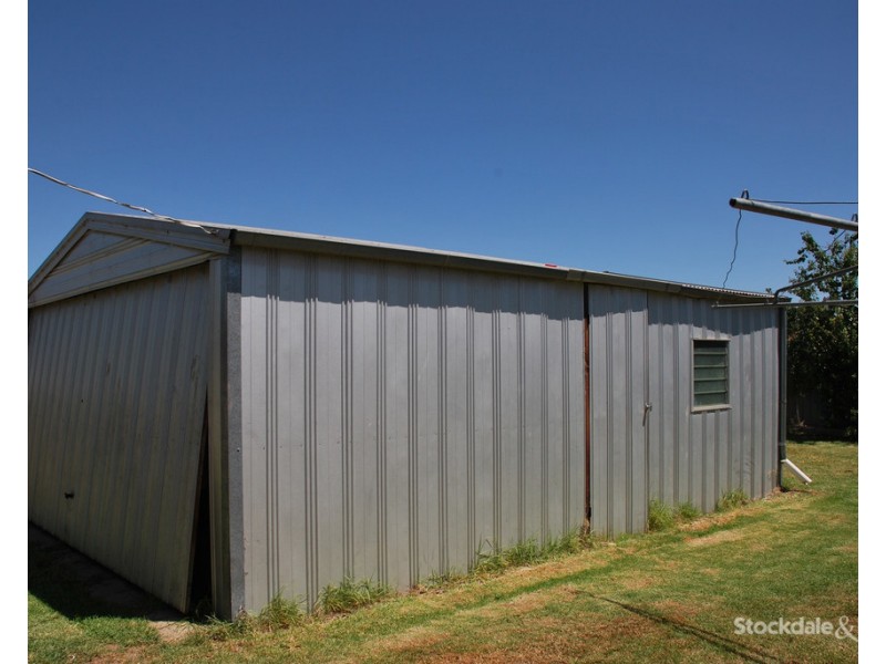 6 Dear Court, Shepparton VIC 3630