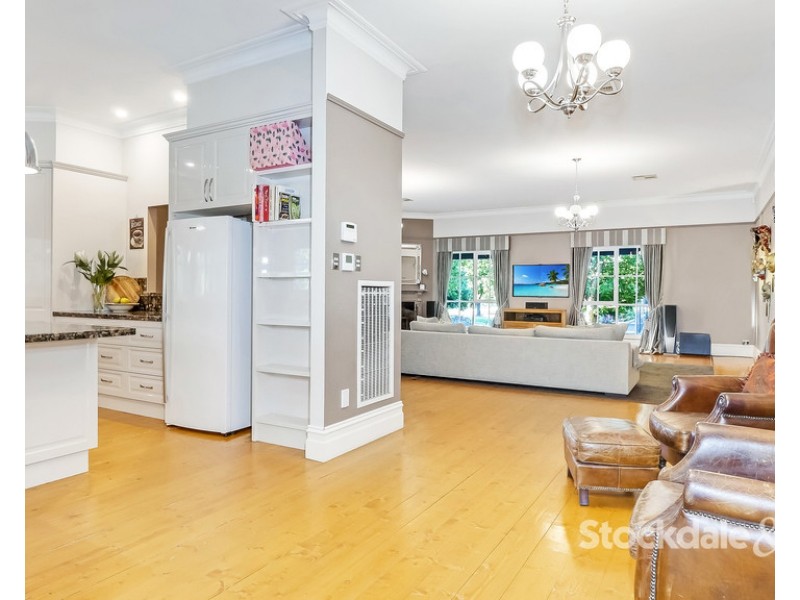 2500 Midland Highway, Cosgrove South VIC 3631