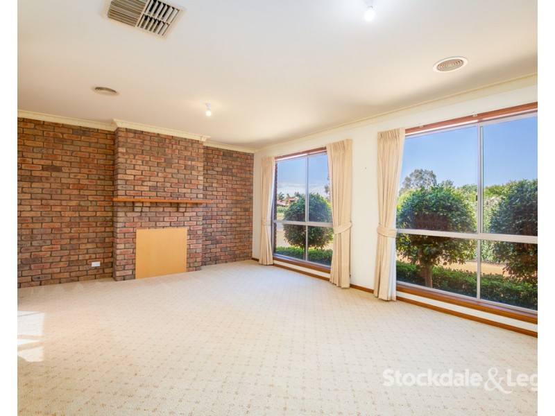 21 Hovell Crescent, Shepparton VIC 3630
