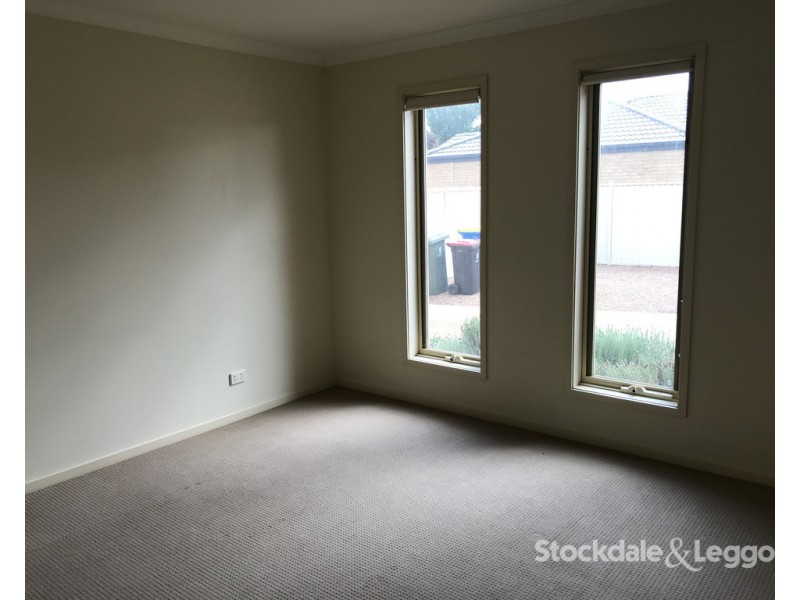 27 Melrose Circuit, Shepparton VIC 3630