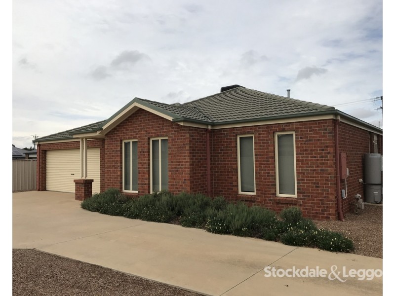 27 Melrose Circuit, Shepparton VIC 3630