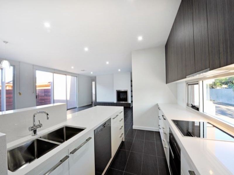 9 Norton Avenue, Shepparton VIC 3630