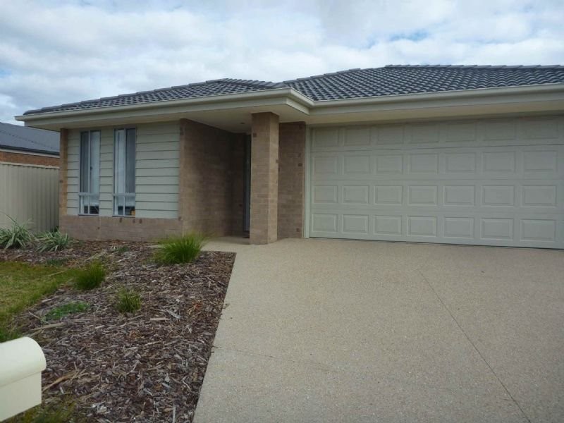 9 Mozart Avenue, Shepparton VIC 3630