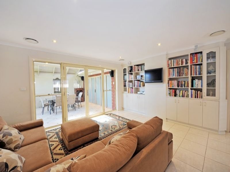 66 Kialla Lakes Drive, Kialla VIC 3631