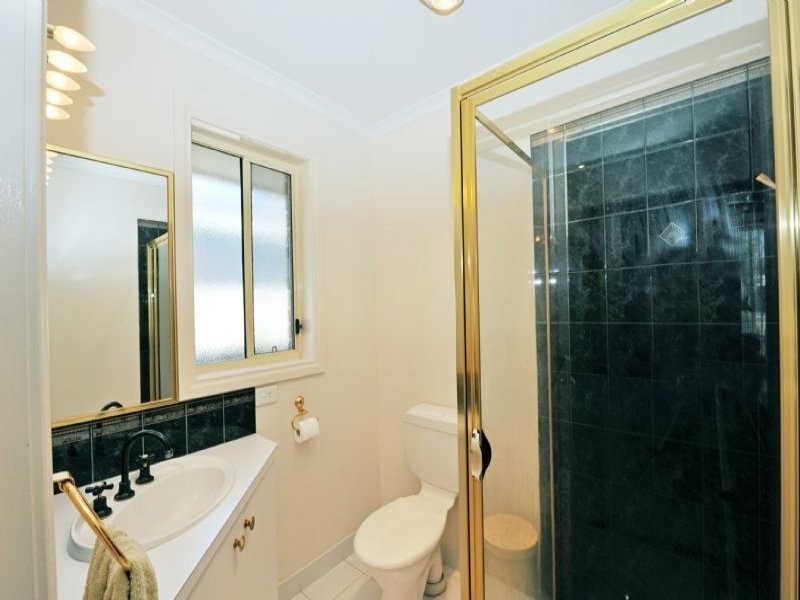 66 Kialla Lakes Drive, Kialla VIC 3631