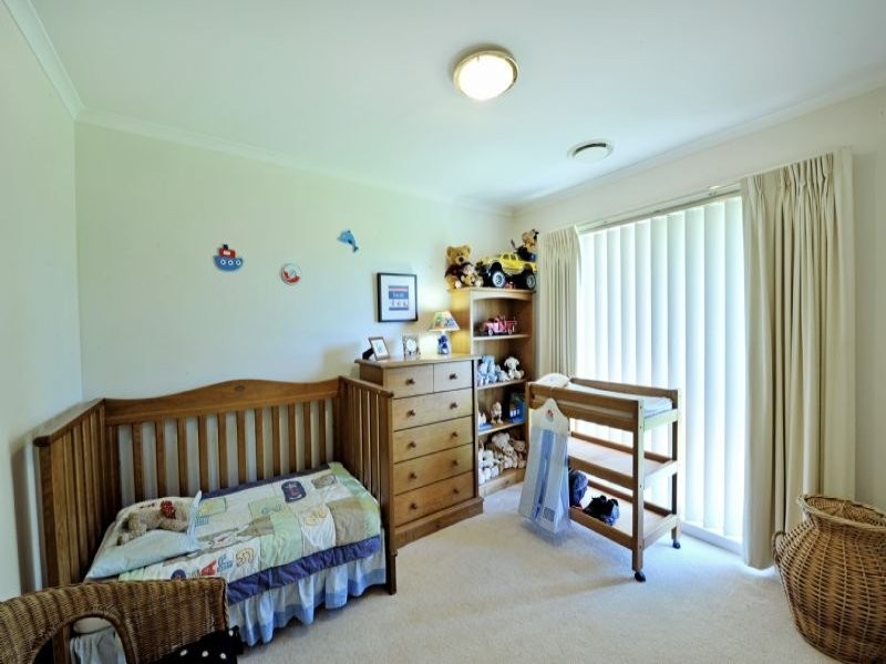 66 Kialla Lakes Drive, Kialla VIC 3631