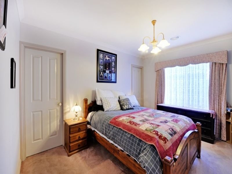 6 Mokoan Avenue, Kialla VIC 3631