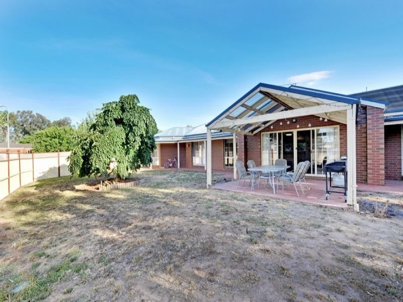 6 Mokoan Avenue, Kialla VIC 3631