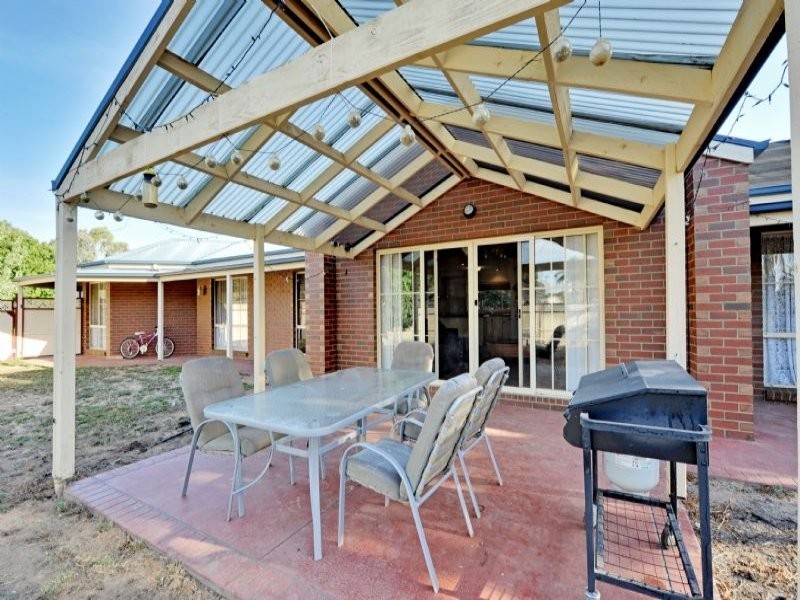 6 Mokoan Avenue, Kialla VIC 3631