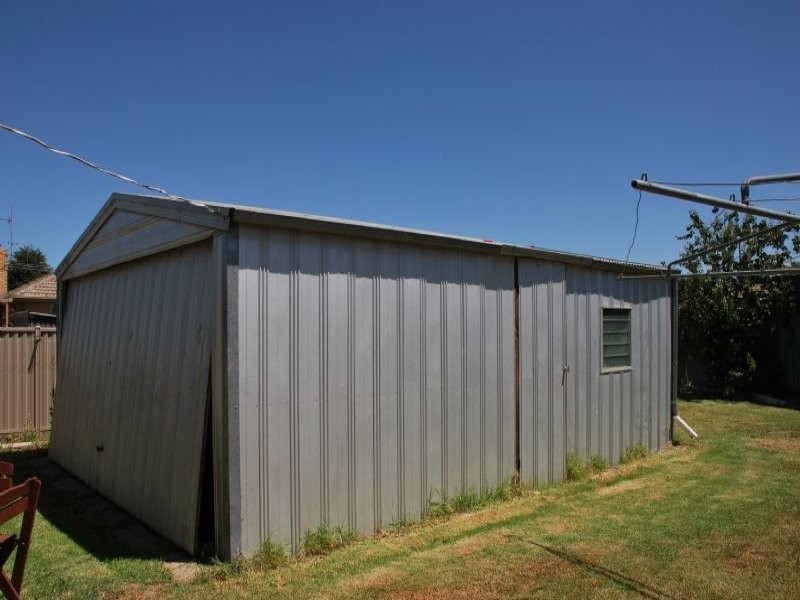 6 Dear Court, Shepparton VIC 3630