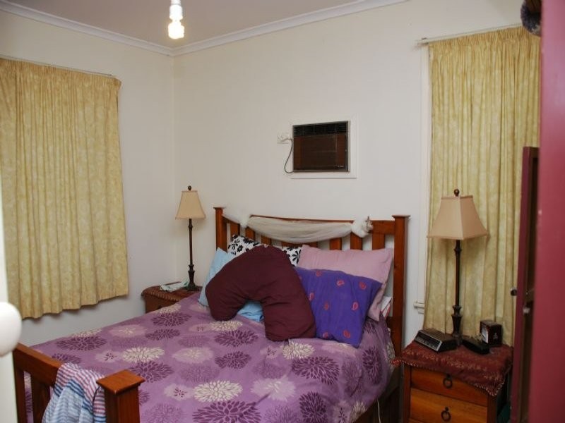 6 Dear Court, Shepparton VIC 3630