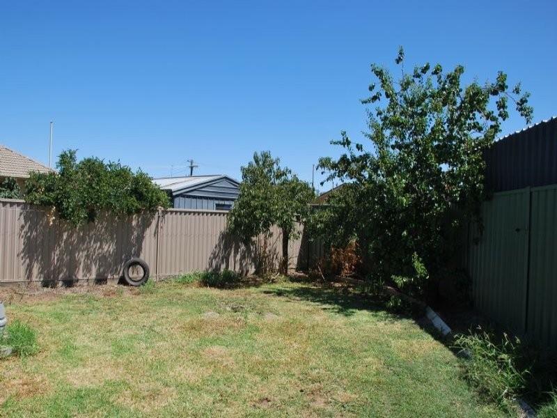 6 Dear Court, Shepparton VIC 3630