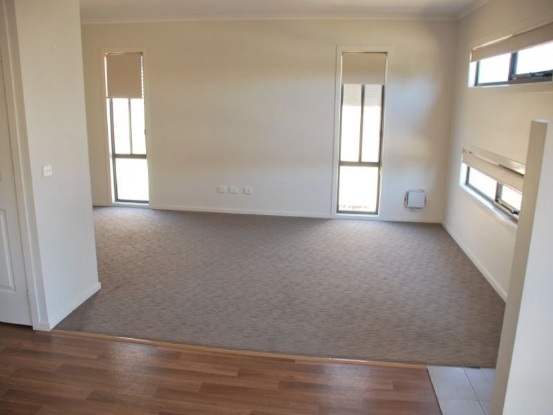 10 Strauss Avenue, Shepparton VIC 3630