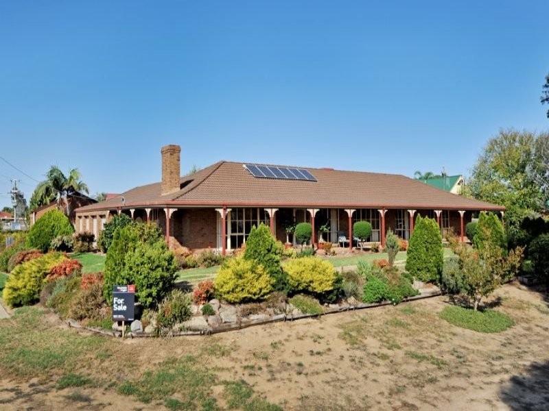 8 Gordon Drive, Kialla VIC 3631