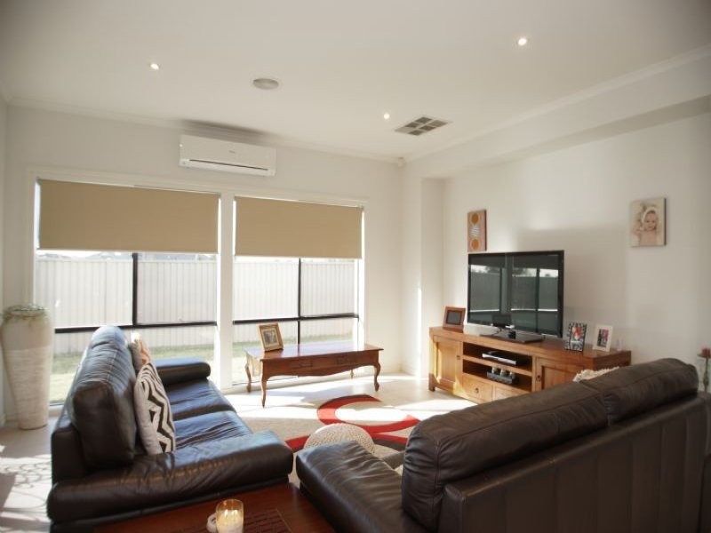 239 Waranga Drive, Kialla VIC 3631