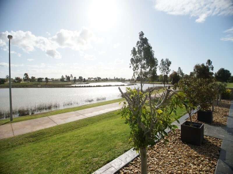 239 Waranga Drive, Kialla VIC 3631