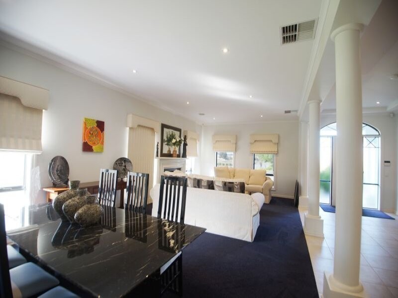 239 Waranga Drive, Kialla VIC 3631