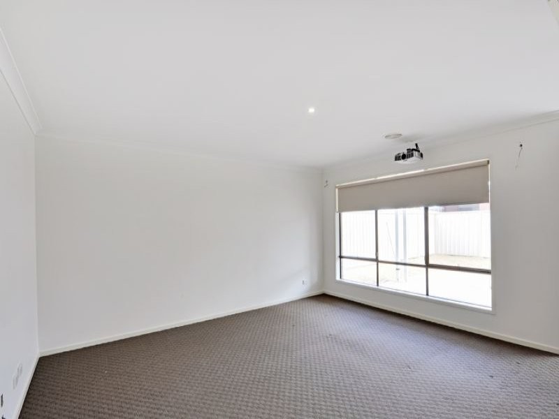 2 Yellowgum Drive, Kialla VIC 3631