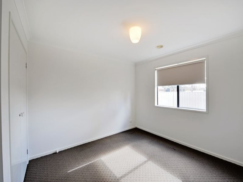 2 Yellowgum Drive, Kialla VIC 3631