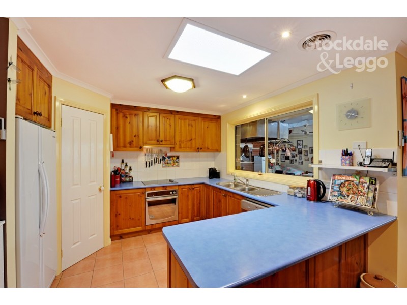 6 Holstein Court, Shepparton VIC 3630