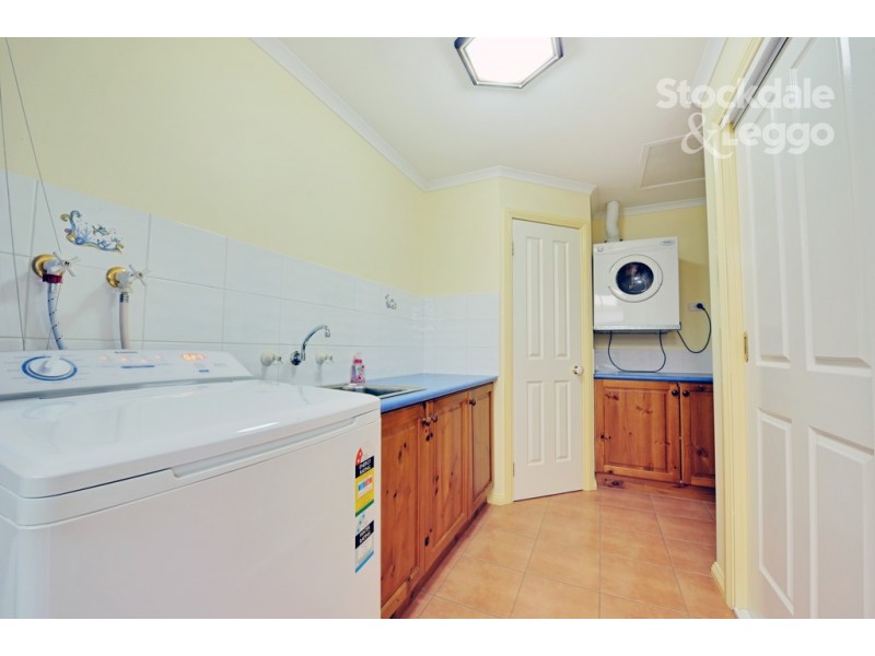 6 Holstein Court, Shepparton VIC 3630