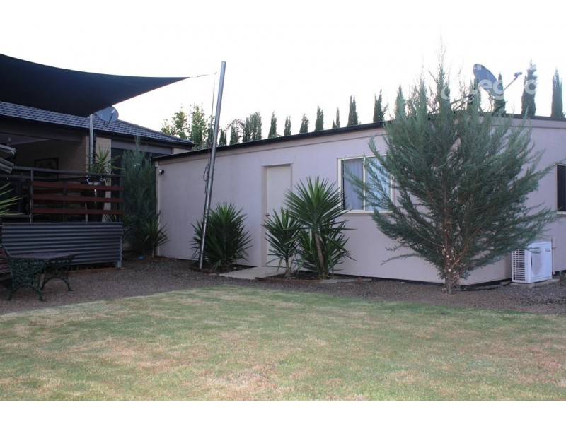 38 Vickers Street, Kialla VIC 3631