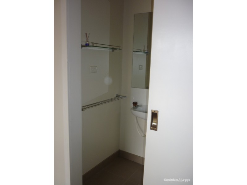 8 Raftery Road, Kialla VIC 3631