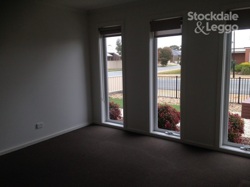 40 Canterbury Avenue, Shepparton VIC 3630