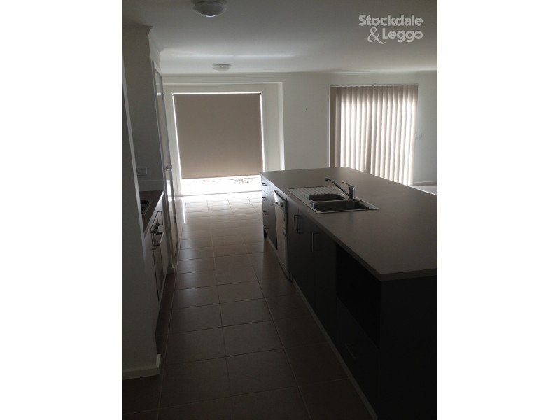 40 Canterbury Avenue, Shepparton VIC 3630