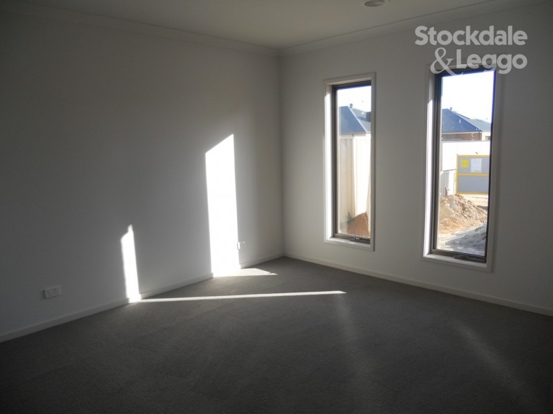 13 Hummingbird Place, Shepparton VIC 3630