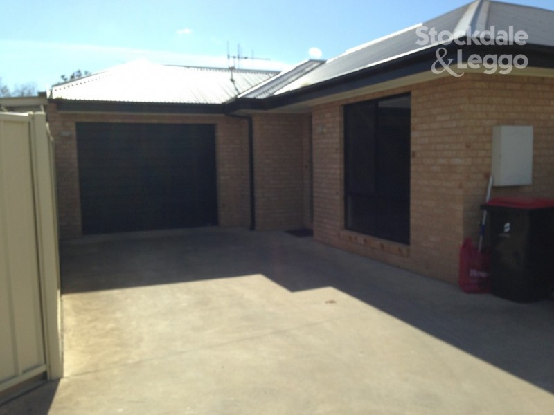 2 / 17 Barker Avenue, Shepparton VIC 3630