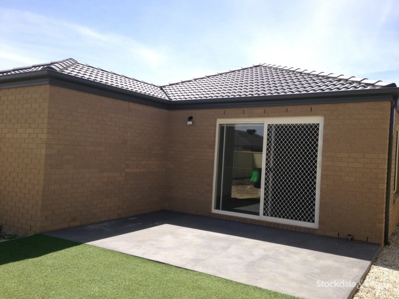 8 Kosciuszko Crescent, Shepparton VIC 3630