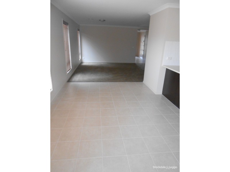 1 Tea Tree Place, Kialla VIC 3631